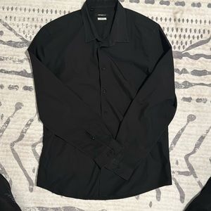 Men’s black slim fit dress shirt